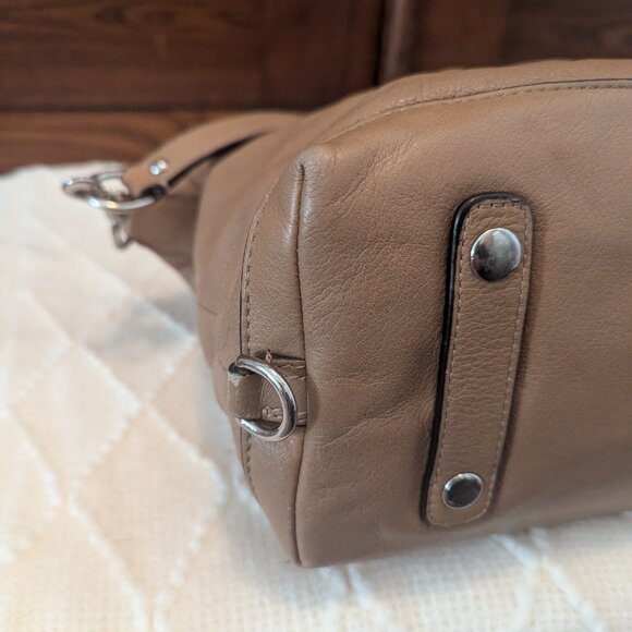 Classic Coach Leather Satchel Handbag - Picture 8 of 13